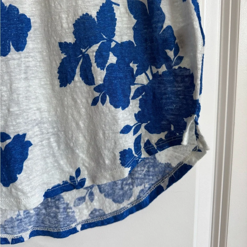 Cynthia Rowley Linen Floral Cap Sleeve Summer Top Vacation Travel Blue White M - Picture 6 of 7